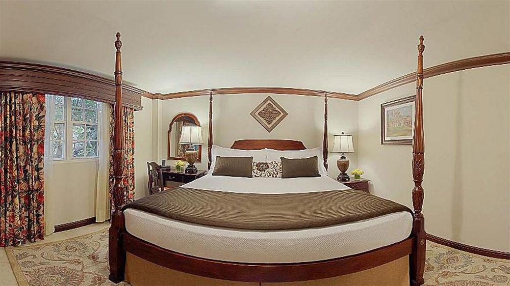 Sandals Inn All Inclusive - Couples Only (Adults Only) Montego Bay Exterior photo